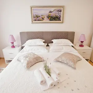  Apartamento Satureja Montana
