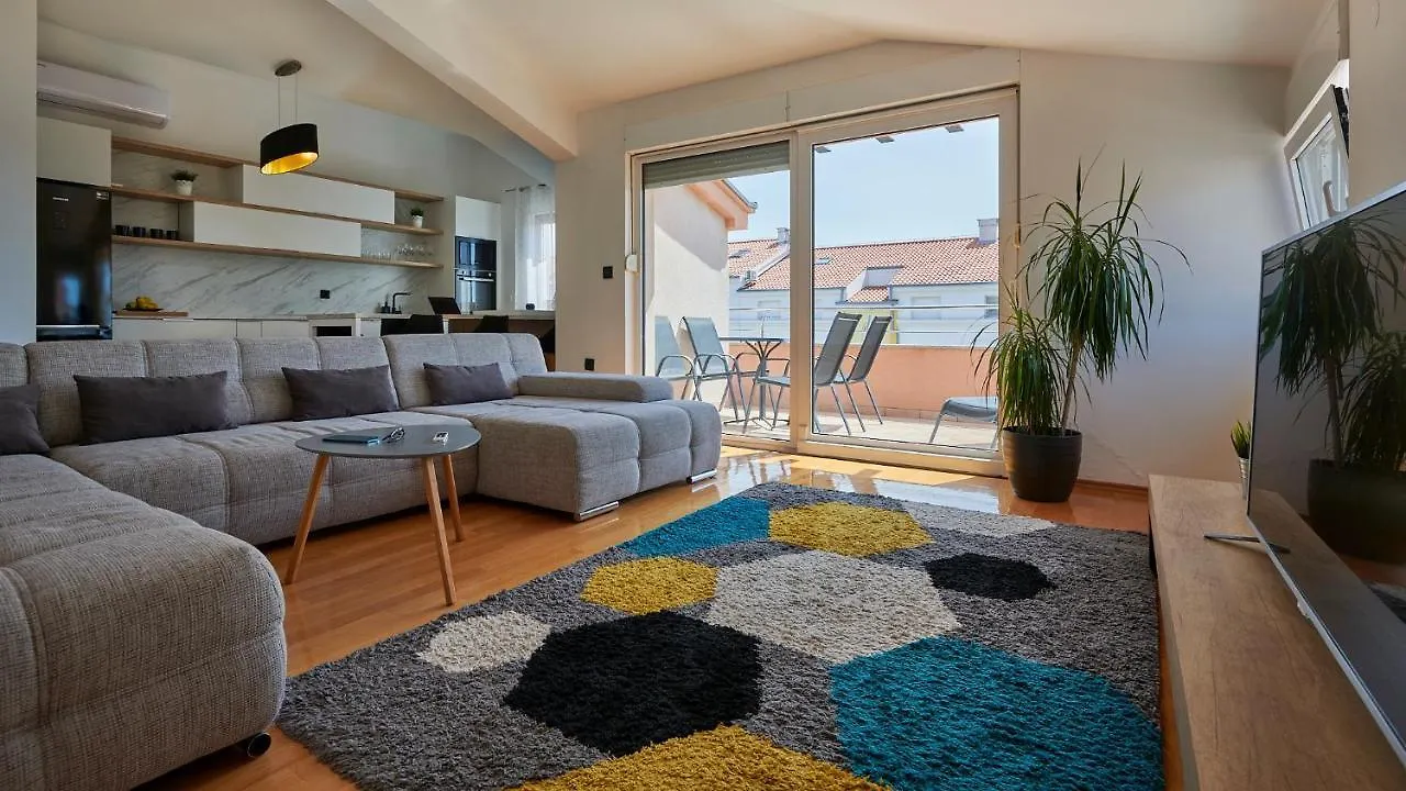 Villa M Aparthotel